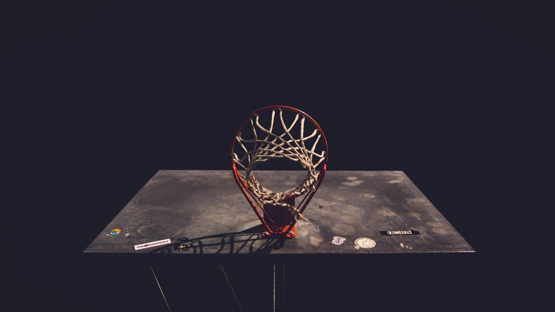 米拉拉斯旱地拔葱直挂死角，惊天破门助球队逆转胜局