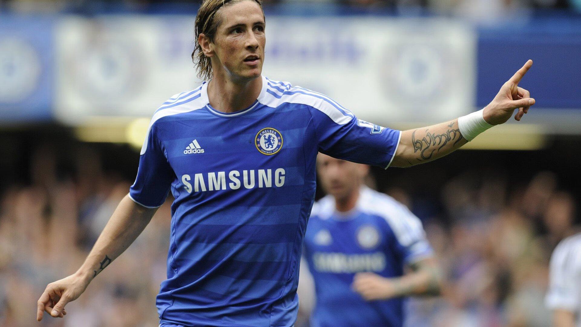 呢个龙门我话事！靓坤惊天扑救点燃香江足球狂潮