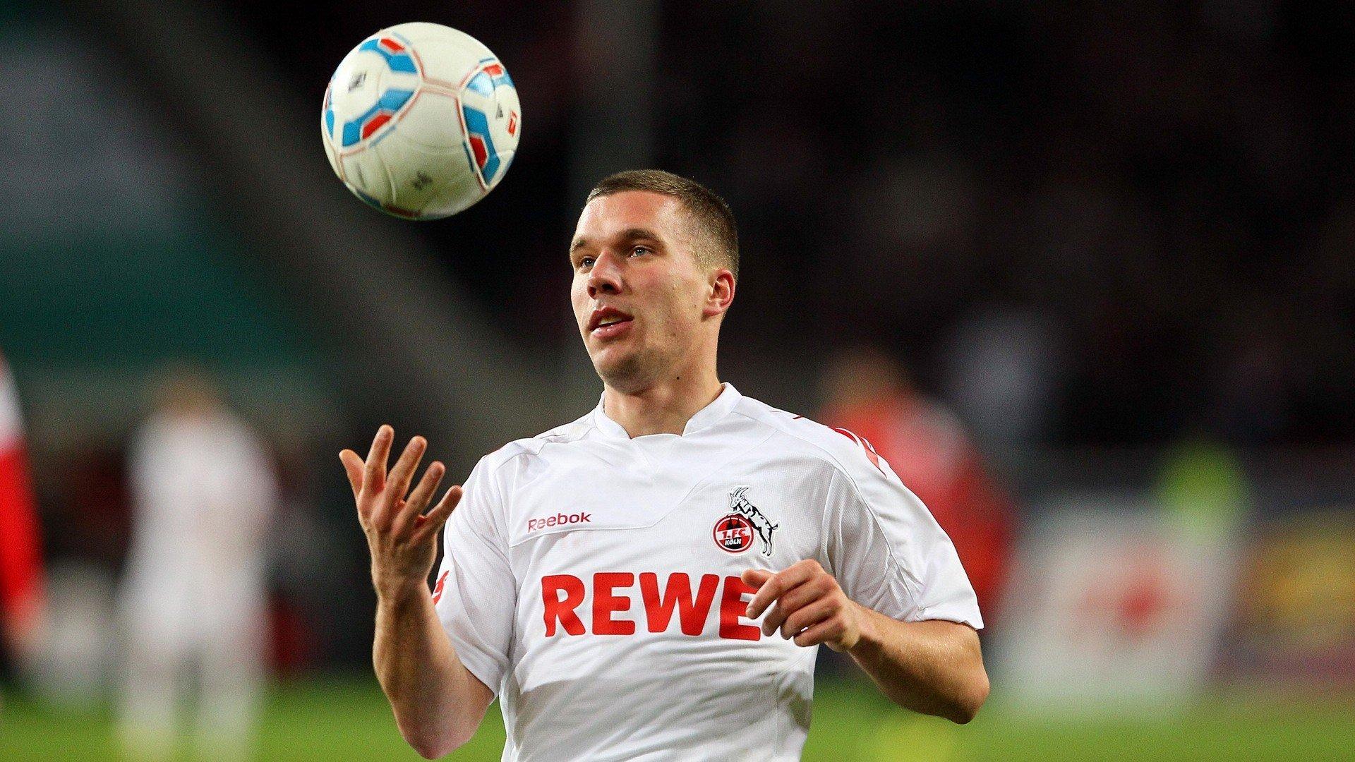 巴萨为梅西开出正式报价，但注册截止日成最大悬念